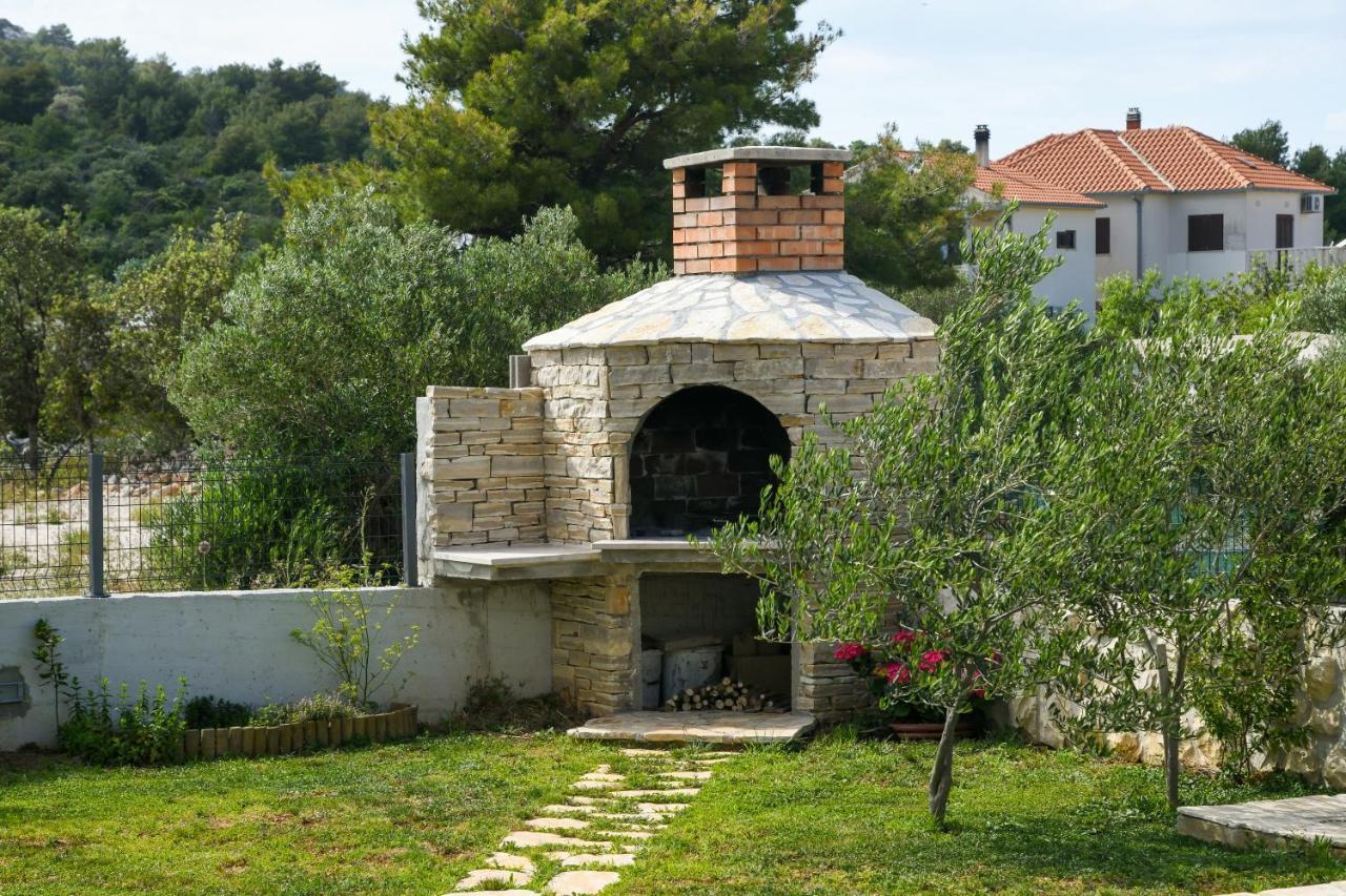 Holiday Home Mb Ražanj Kültér fotó