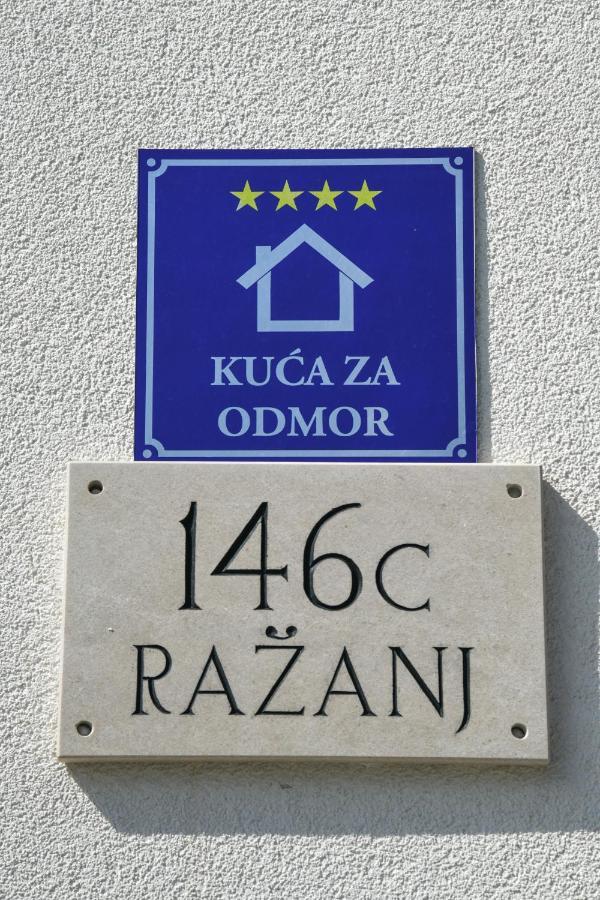 Holiday Home Mb Ražanj Kültér fotó