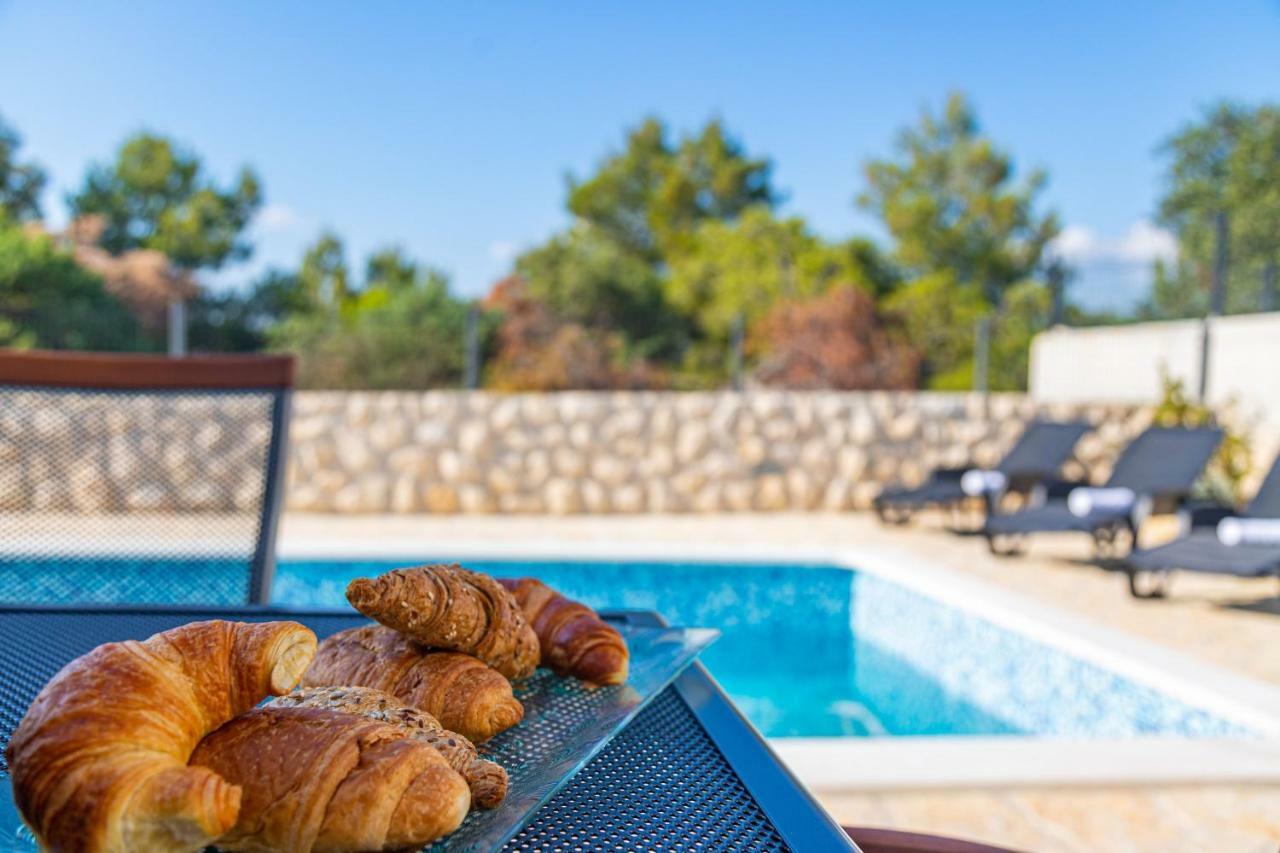 Holiday Home Mb Ražanj Kültér fotó